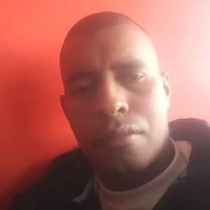 Meet your Posher, Carlos